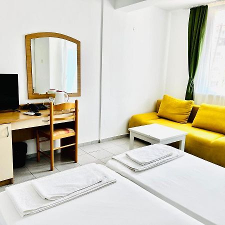 Hotel Nikola- Family Приморско Экстерьер фото